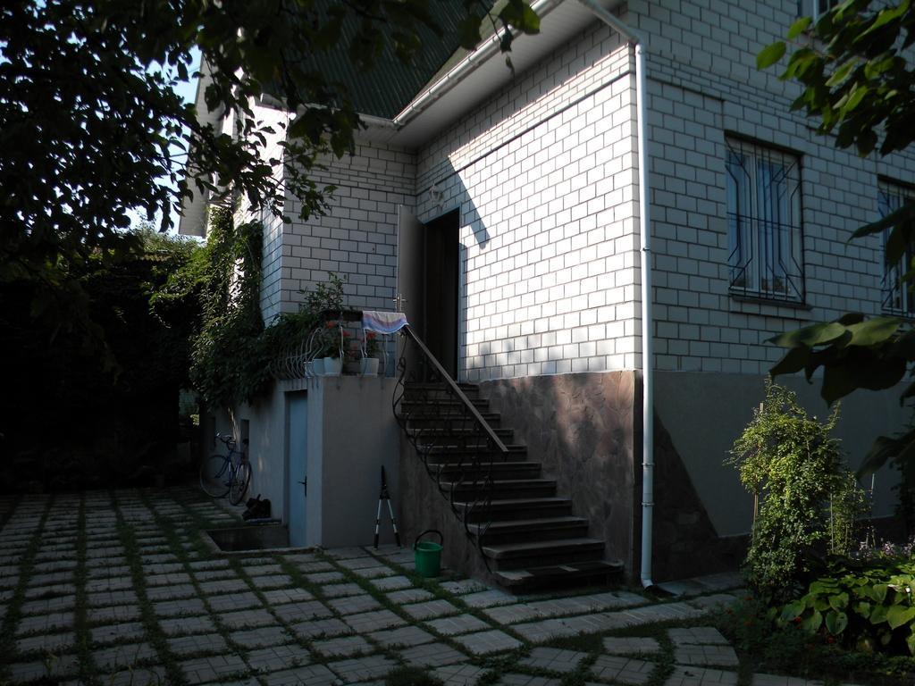 Guest House Dacha Κίεβο Εξωτερικό φωτογραφία